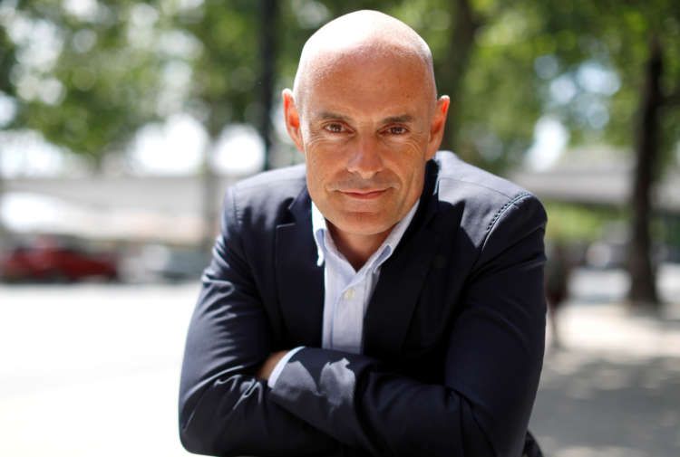 Image for Boss of Britain&#8217;s Asda to leave business after Issa&#8217;s purchase