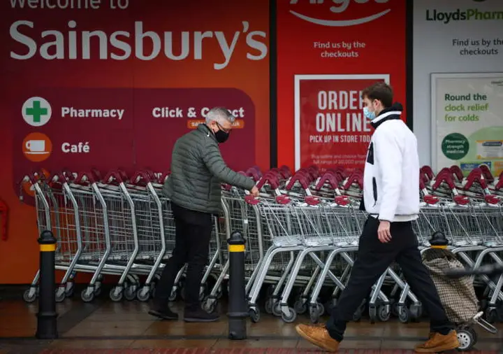 Image for Britain&#8217;s Sainsbury&#8217;s to match hundreds of Aldi prices
